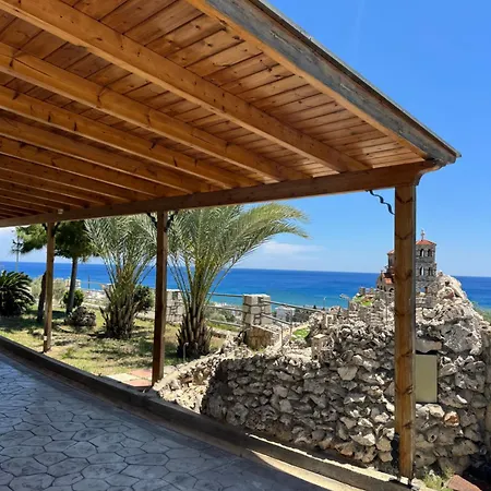 Villa Rose *